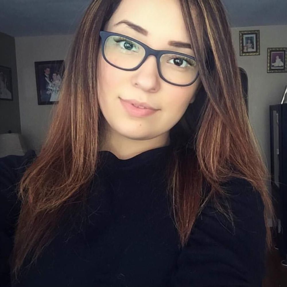 Meet your Posher, Janeth